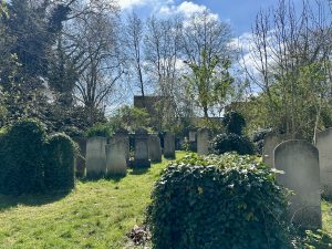 Balls_Pond_Rd_Jewish_Cemetery